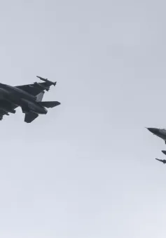 Mỹ bán linh kiện máy bay F-16 cho Ukraine