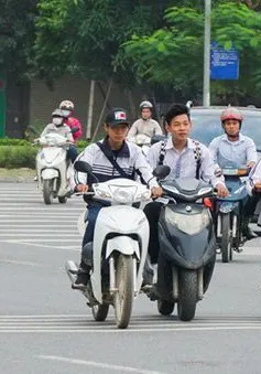 Nâng mức xử phạt vi phạm giao thông lên gấp 7-12 lần để tăng sức răn đe