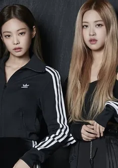 Jennie, Rosé (BLACKPINK) gặp gỡ tại New York