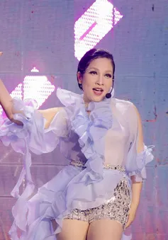 Diva Mỹ Linh nhảy "sung" chưa từng thấy, nhào lộn mạo hiểm ở "Vườn địa đàng"