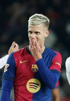 Barcelona tìm giải pháp cho vấn đề Dani Olmo