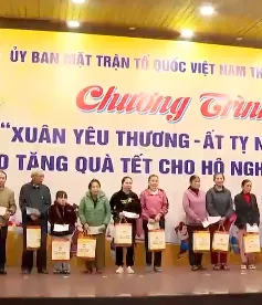 Đà Nẵng chăm lo Tết cho người nghèo