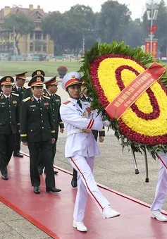 Quân ủy Trung ương, Bộ Quốc phòng vào Lăng viếng Chủ tịch Hồ Chí Minh