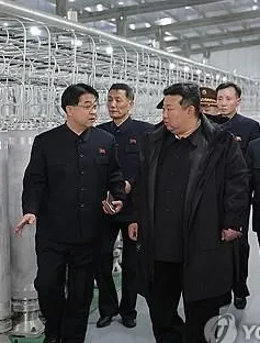 Thị sát cơ sở vật liệu hạt nhân, Chủ tịch Triều Tiên Kim Jong-un gửi đi thông điệp mạnh mẽ