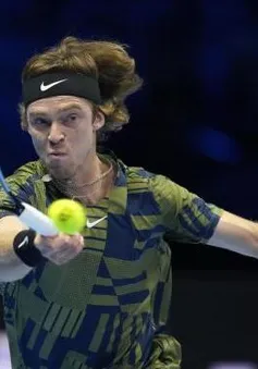 Andrey Rublev tiến vào vòng 2 Rotterdam mở rộng