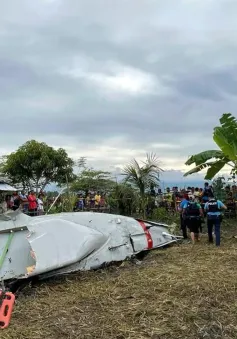 Máy bay chở nhân viên Lầu Năm Góc rơi ở Philippines