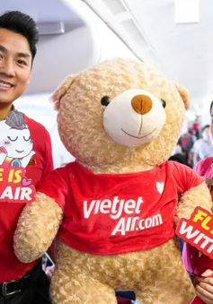 Bay Vietjet là có gấu trong mùa lễ Valentine này