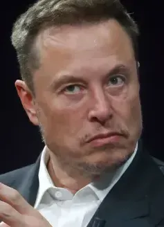 Tỷ phú Elon Musk vừa kiện, vừa ra giá “khủng” mua OpenAI