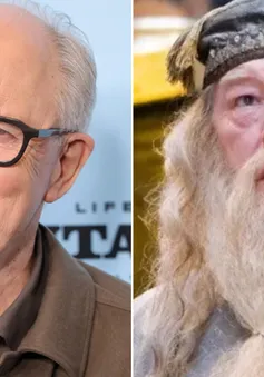 Harry Potter phiên bản truyền hình tìm được thầy Dumbledore?