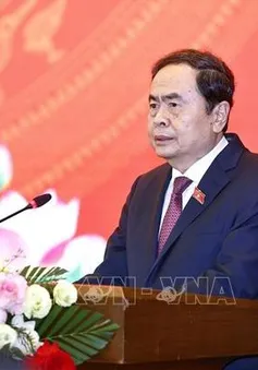Chủ tịch Quốc hội Trần Thanh Mẫn trao quyết định thành lập 11 đảng bộ thuộc Đảng ủy Quốc hội