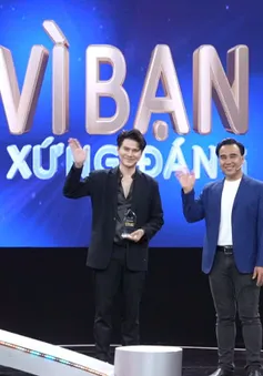 Vì bạn xứng đáng: MC Vũ Mạnh Cường cùng Quyền Linh chung tay hỗ trợ cho tủ sách nhân ái