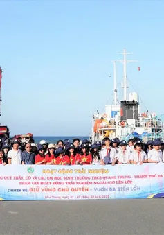 Tuyên truyền biển đảo cho giáo viên, học sinh tỉnh Lâm Đồng