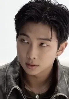 RM (BTS) học được thói quen đọc sách khi nhập ngũ