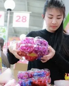 CPI tháng 2 tăng 0,34% do giá thịt lợn, giá thuê nhà