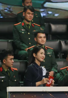 Lê Bống và những kỷ niệm xúc động khi làm MC "Lá Xanh"