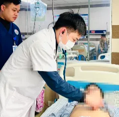 Nói nhảm, khó giao tiếp sau 1 ngày sốt, người đàn ông phát hiện mắc viêm màng não mủ