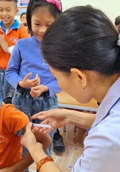 Hà Tĩnh hoàn thành chiến dịch tiêm vaccine phòng sởi cho trẻ em