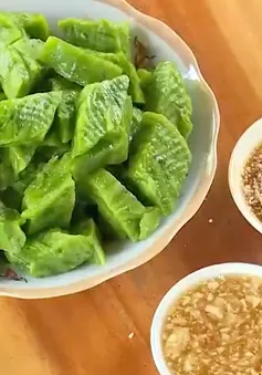 Bánh đúc gân lá dứa đặc sắc miền Nam
