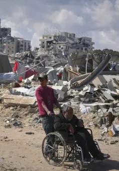 Tình cảnh nguy kịch của những bệnh nhân suy thận Palestine trong chiến sự