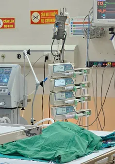 Hồi sinh bé gái mắc RSV biến chứng nặng