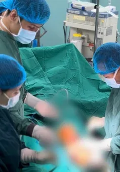 Cứu chân trái bị cán nát do tai nạn giao thông cho người phụ nữ