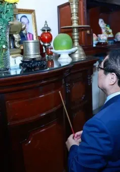 Thủ tướng Phạm Minh Chính dâng hương cố Thủ tướng Phan Văn Khải