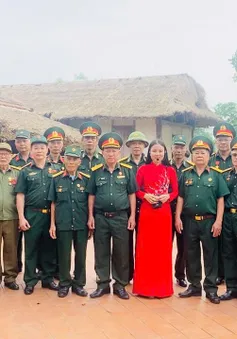 Hàng ngàn người đến thăm nhà lưu niệm Đại tướng Võ Nguyên Giáp tại Quảng Bình