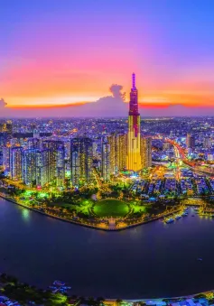 TP. Hồ Chí Minh: 50 năm vươn mình thành đầu tàu kinh tế