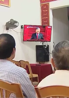 Người dân cả nước háo hức theo dõi Lễ kỷ niệm 50 năm Ngày Giải phóng miền Nam