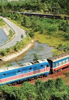 Thủ tướng chỉ đạo đẩy nhanh tiến độ dự án đường sắt Lào Cai - Hà Nội - Hải Phòng