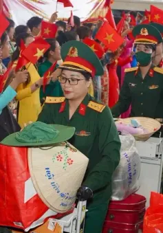 TP Hồ Chí Minh lưu luyến chia tay các lực lượng tham gia Lễ diễu binh 30/4