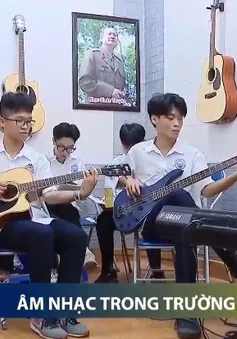 Mời ca sĩ, nhạc sĩ, vận động viên dạy học sinh: Học thật, học chất
