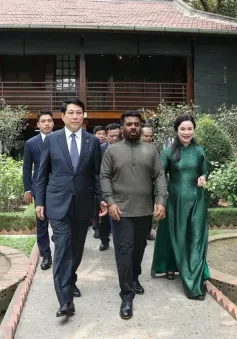 Chủ tịch nước Lương Cường và Tổng thống Sri Lanka thăm Khu di tích Chủ tịch Hồ Chí Minh