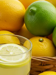 Uống "chanh liều cao" thải độc, người phụ nữ nhập viện cấp cứu
