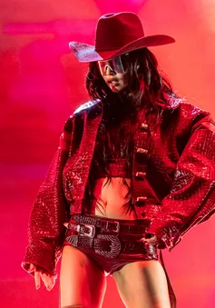 Jennie (BLACKPINK) tiết lộ quá trình chuẩn bị đầy căng thẳng cho Coachella