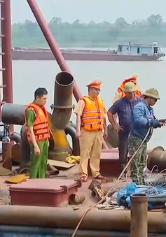 Nhiều chủ phương tiện tự nguyện tháo bỏ thiết bị khai thác cát