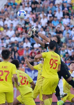 Nam Định thắng Thanh Hóa, tiến sát ngôi vô địch V.League