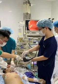 Cứu sống bé trai 12 tuổi bị xuất huyết tiêu hóa nguy kịch nhờ phối hợp liên viện