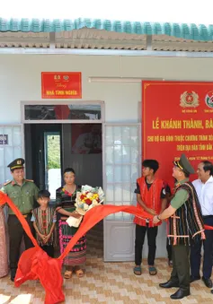 Bộ Công an trao kinh phí 30 tỷ đồng hỗ trợ tỉnh Đắk Nông xoá nhà tạm, nhà dột nát