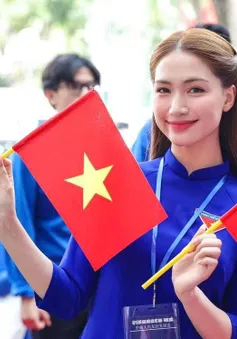 Hòa Minzy được tuyên dương Thanh niên tiên tiến làm theo lời Bác