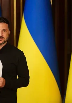 Tổng thống Zelensky tuyên bố "chỉ đàm phán trực tiếp" với ông Putin