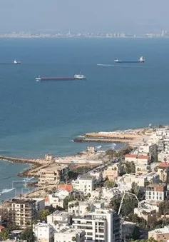 Houthi phong tỏa cảng lớn nhất của Israel