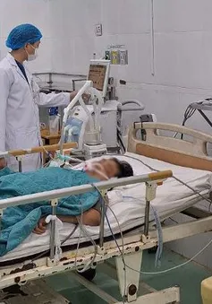 Cấp cứu bệnh nhân COVID-19 nguy kịch tại Đắk Nông: Áp dụng lọc máu liên tục và thở máy