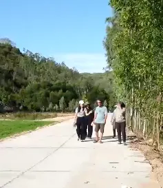Người dân Phú Yên hiến đất mở đường