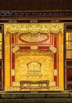Huế: Đưa Ngai vua triều Nguyễn bị phá hoại về lưu giữ, bảo quản tại kho cổ vật