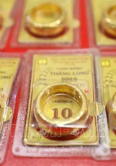 Giá vàng giảm 2 triệu đồng/lượng