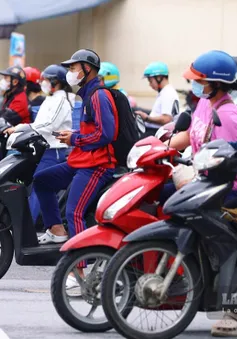 Hà Nội lạnh bất thường giữa mùa hè: Thời tiết "đảo chiều" và lời cảnh báo từ khí hậu