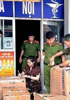 Phát hiện 2 cơ sở kinh doanh thuốc tây không phép ở Quảng Bình
