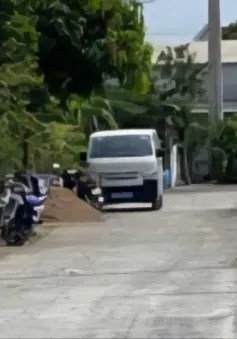 Khống chế kịp thời nghi phạm giết người, cố thủ cùng con trai 11 tuổi