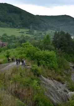 Lũ lụt nghiêm trọng đe dọa điểm du lịch nổi tiếng của Romania